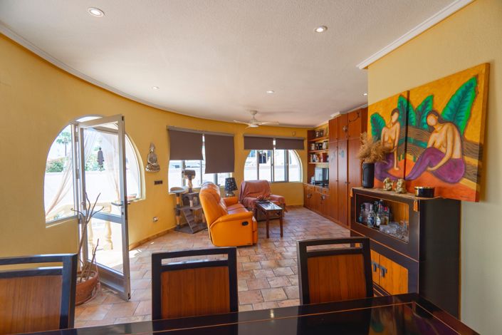 Image No.19-4 Bed Villa for sale
