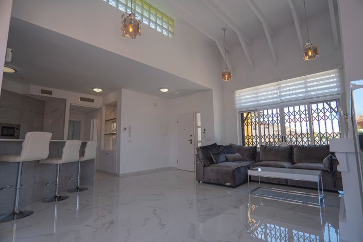 Image No.26-Villa de 5 chambres à vendre à Alicante