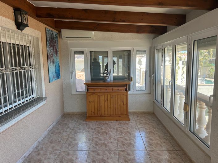 Image No.27-6 Bed Villa for sale