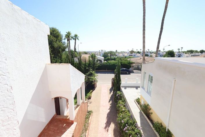 Image No.25-4 Bed Villa for sale