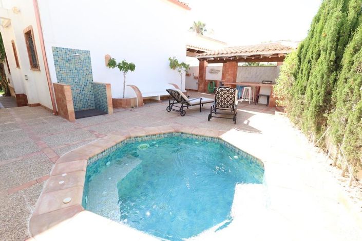 Image No.26-4 Bed Villa for sale