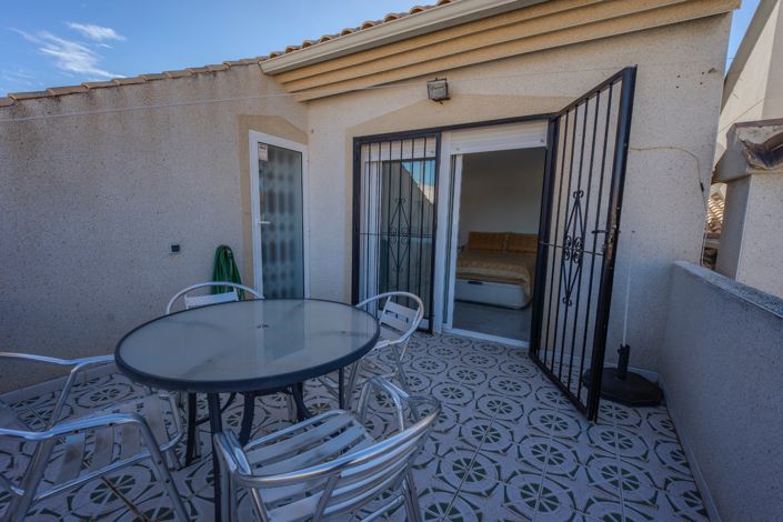 Image No.32-3 Bed Villa for sale