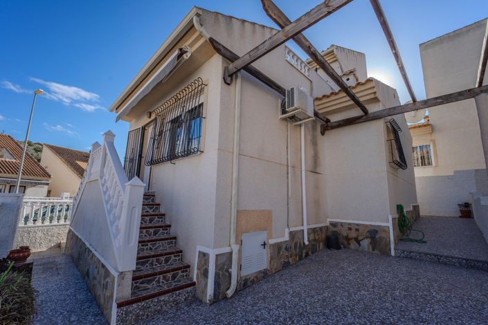 Image No.40-3 Bed Villa for sale