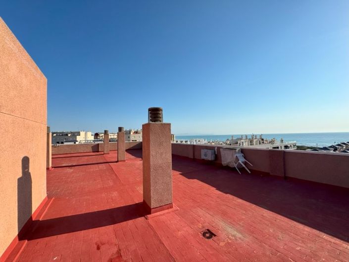 Image No.26-2 Bed Apartment for sale
