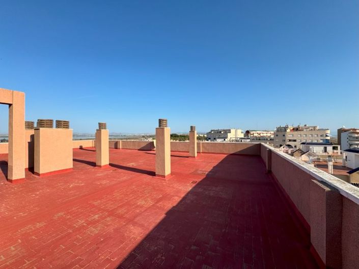 Image No.28-2 Bed Apartment for sale