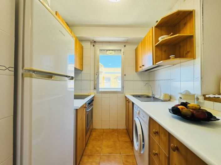 Image No.8-2 Bed Apartment for sale