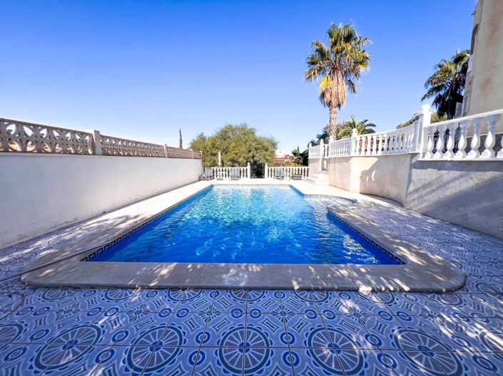 Image No.29-4 Bed Villa for sale