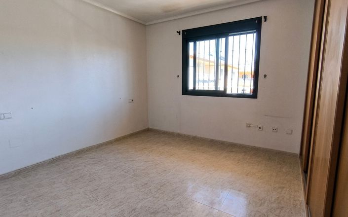 Image No.21-2 Bed Apartment for sale