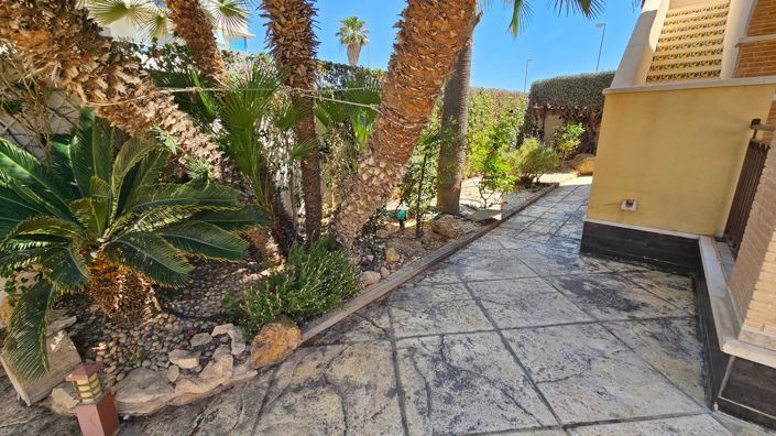 Image No.20-4 Bed Villa for sale