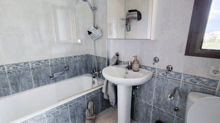 Image No.11-2 Bed Apartment for sale