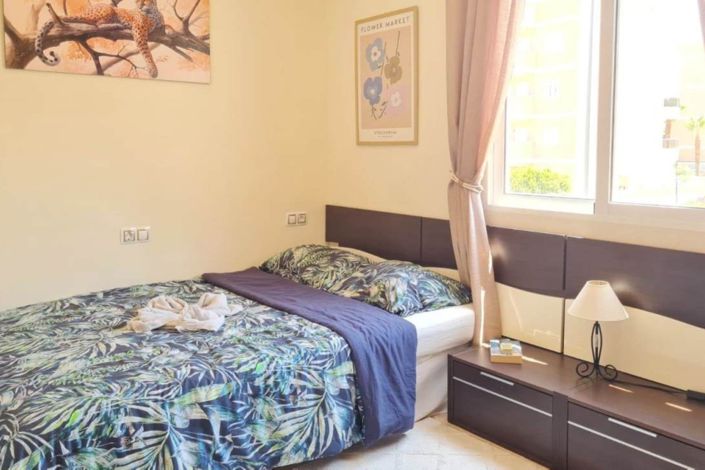 Image No.11-3 Bed House for sale