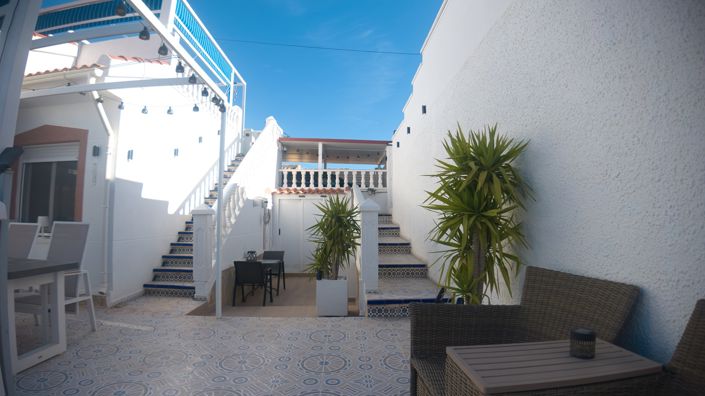 Image No.32-2 Bed Villa for sale