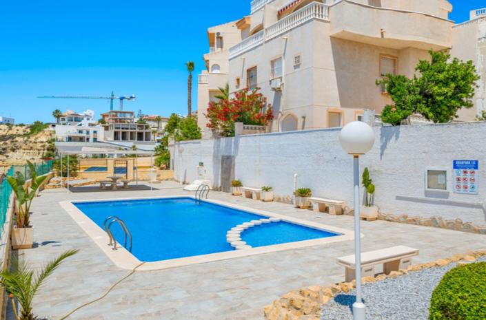 Image No.5-3 Bed House for sale