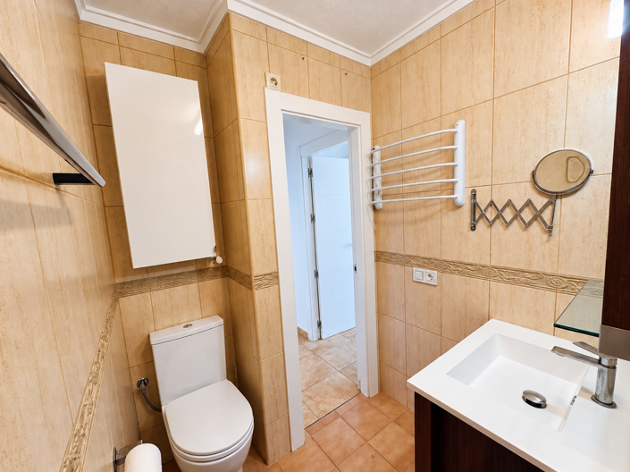 Image No.15-1 Bed Apartment for sale