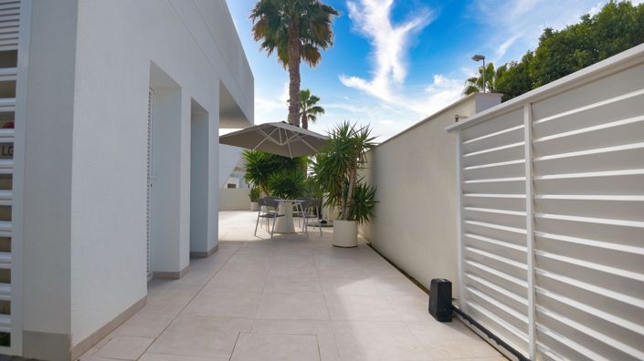 Image No.8-3 Bed Villa for sale