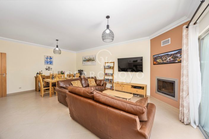 Image No.17-3 Bed Villa for sale