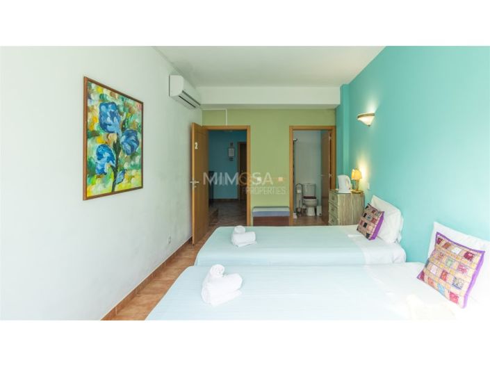 Image No.16-7 Bed House for sale