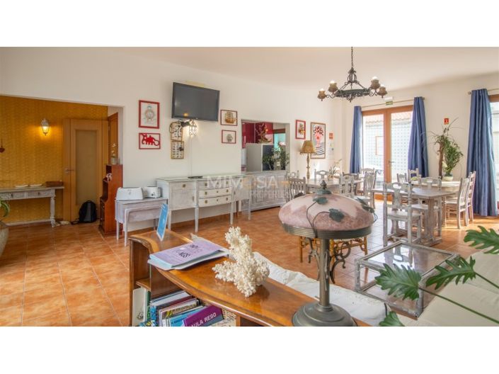 Image No.6-7 Bed House for sale