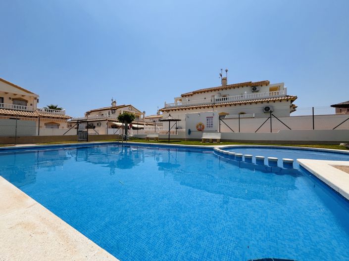 Image No.2-3 Bed Townhouse for sale