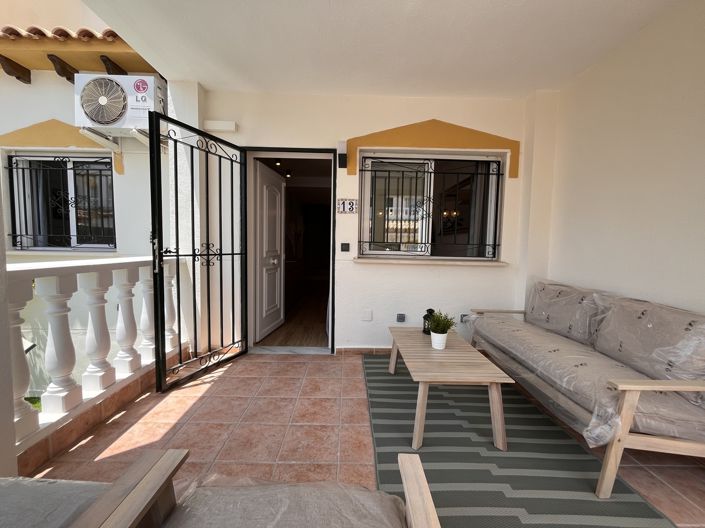 Image No.23-3 Bed Townhouse for sale