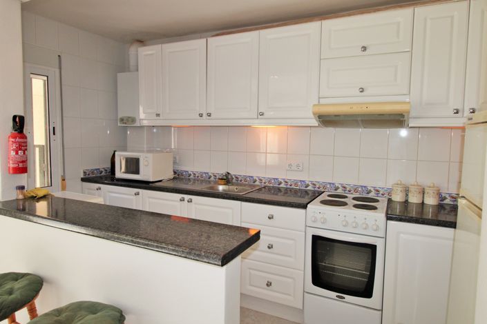 Image No.24-3 Bed Townhouse for sale