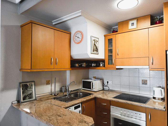 Image No.10-2 Bed Apartment for sale