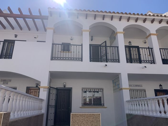 Image No.25-2 Bed Townhouse for sale
