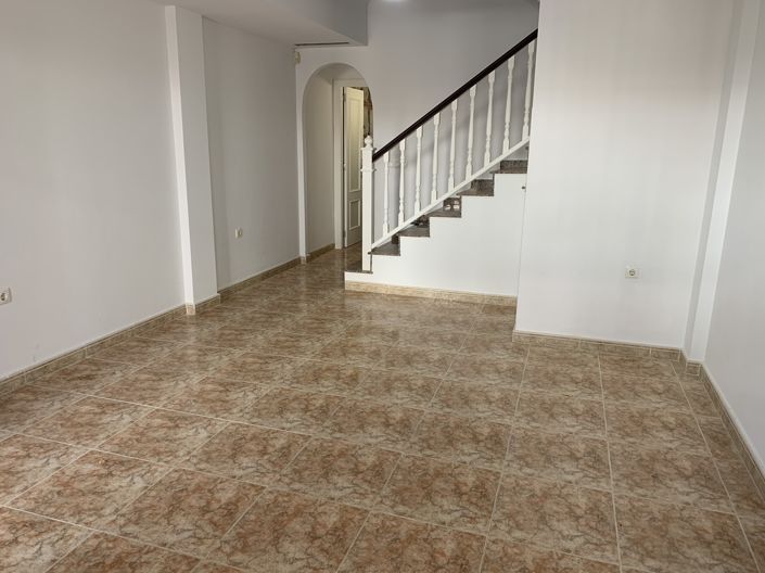 Image No.5-2 Bed Townhouse for sale