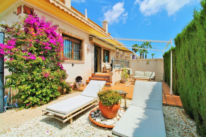 Image No.4-3 Bed Townhouse for sale