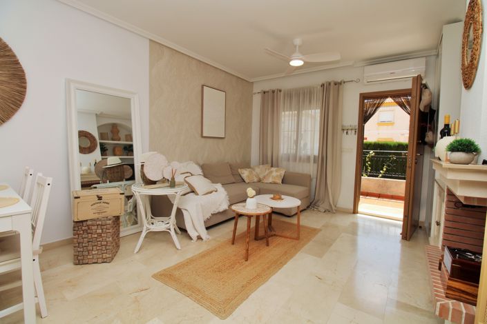 Image No.9-3 Bed Townhouse for sale
