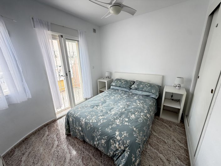 Image No.8-2 Bed Townhouse for sale