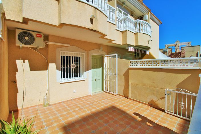 Image No.4-2 Bed Townhouse for sale