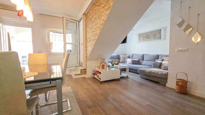Image No.11-2 Bed Townhouse for sale