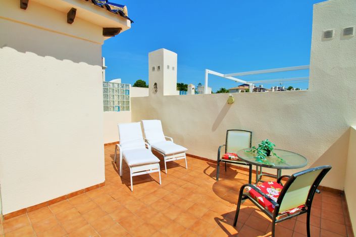 Image No.24-2 Bed Townhouse for sale