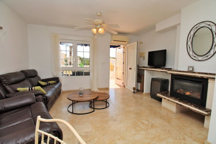 Image No.8-2 Bed Townhouse for sale