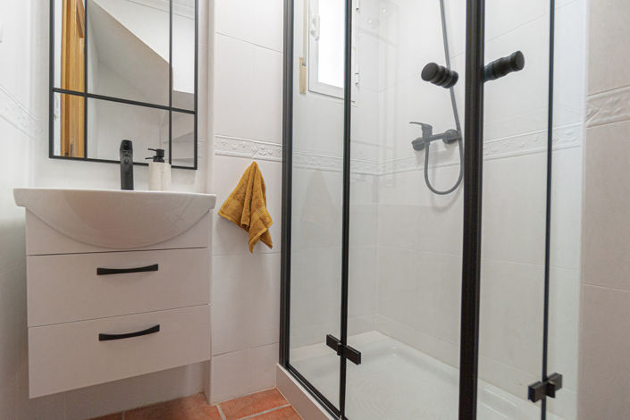 Image No.18-3 Bed Townhouse for sale