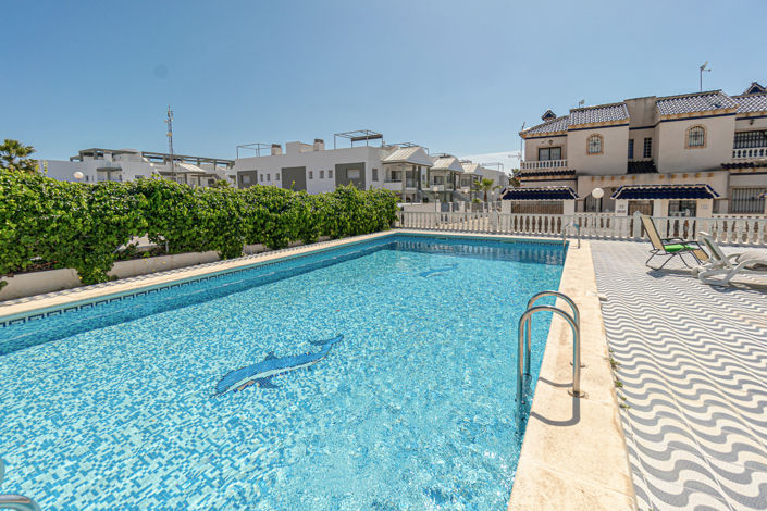 Image No.43-3 Bed Townhouse for sale