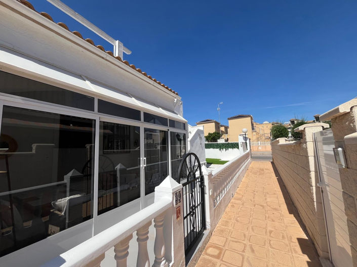 Image No.15-2 Bed Bungalow for sale