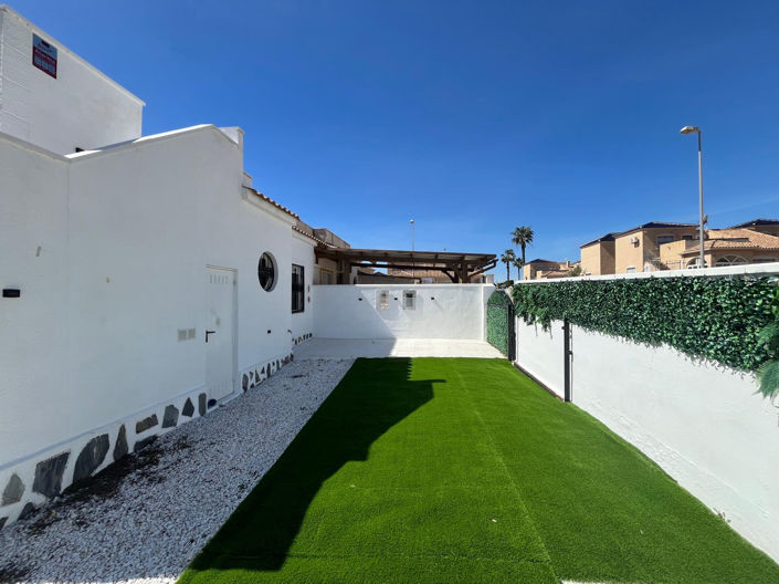Image No.17-2 Bed Bungalow for sale