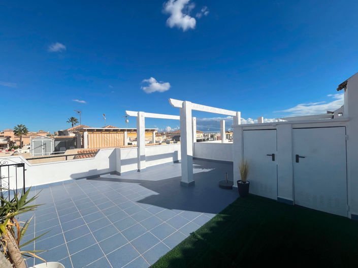 Image No.43-2 Bed Bungalow for sale