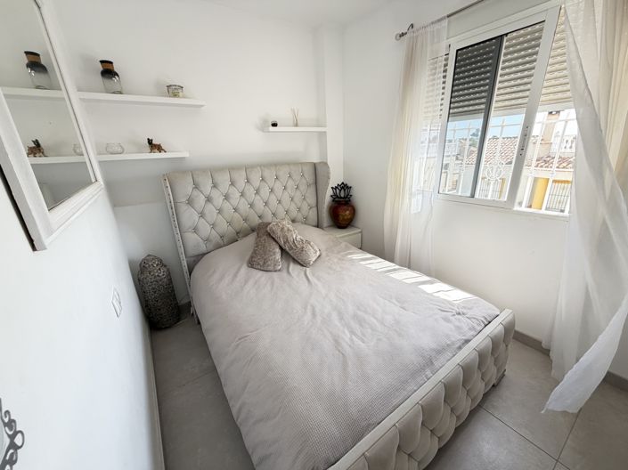 Image No.14-3 Bed Villa for sale