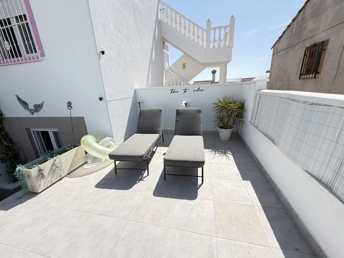 Image No.32-3 Bed Villa for sale