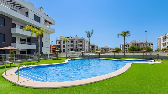 Image No.24-2 Bed Apartment for sale