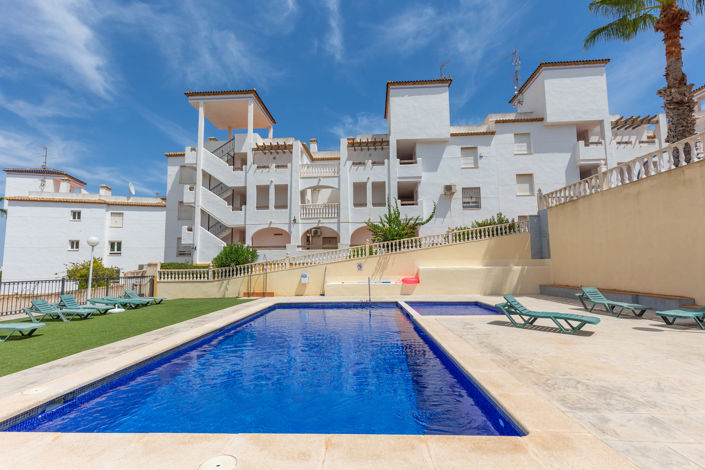 Image No.26-2 Bed Apartment for sale