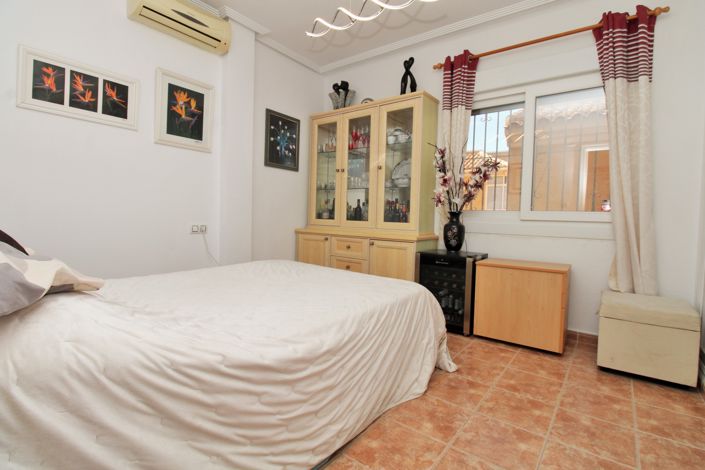 Image No.14-3 Bed Villa for sale