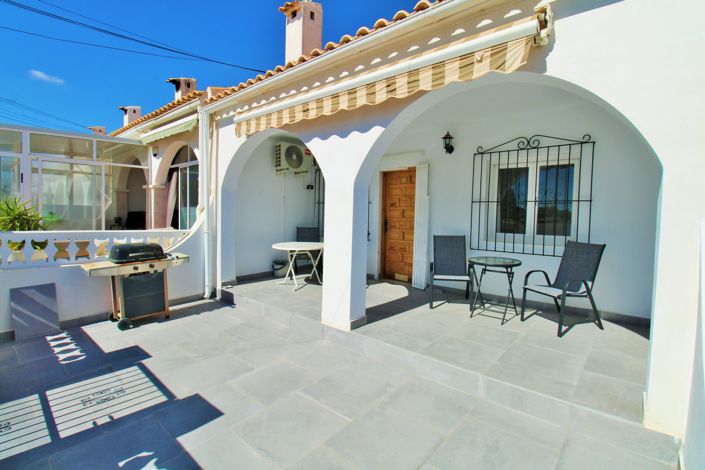 Image No.2-2 Bed Bungalow for sale