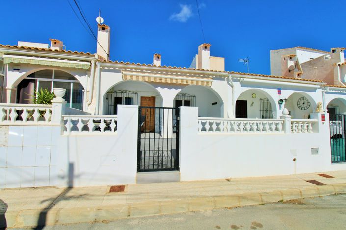 Image No.22-2 Bed Bungalow for sale