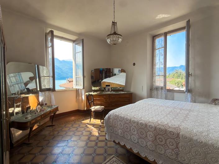 Image No.15-3 Bed Apartment for sale