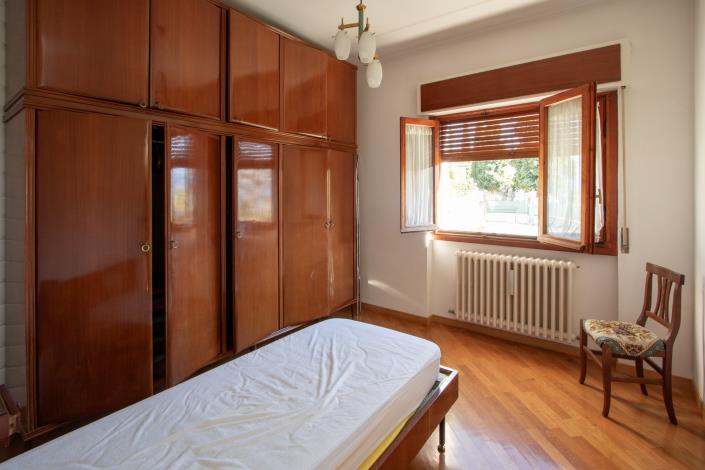 Image No.13-3 Bed Apartment for sale