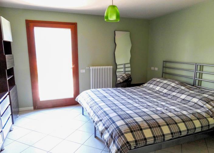 Image No.20-2 Bed Apartment for sale